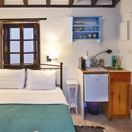 Pablito House-seaview Nests Monemvasía