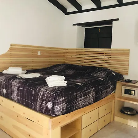 Pablito House-seaview Nests