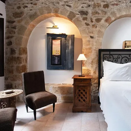 Pablito House-seaview Nests Inn *