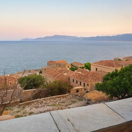 Pablito House-seaview Nests 宾馆 *