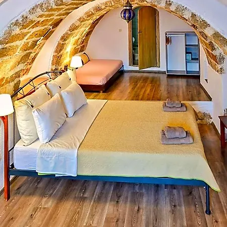 Pablito House-seaview Nests