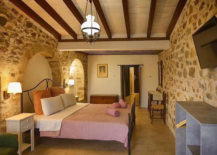 Pablito House-seaview Nests Inn