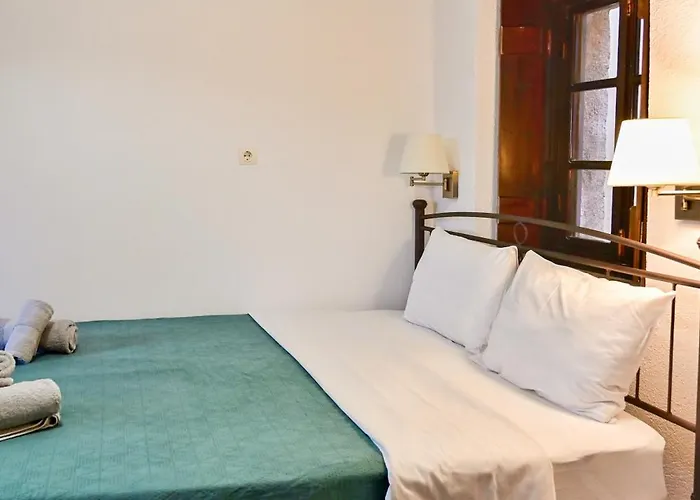 Pablito House-seaview Nests Inn *